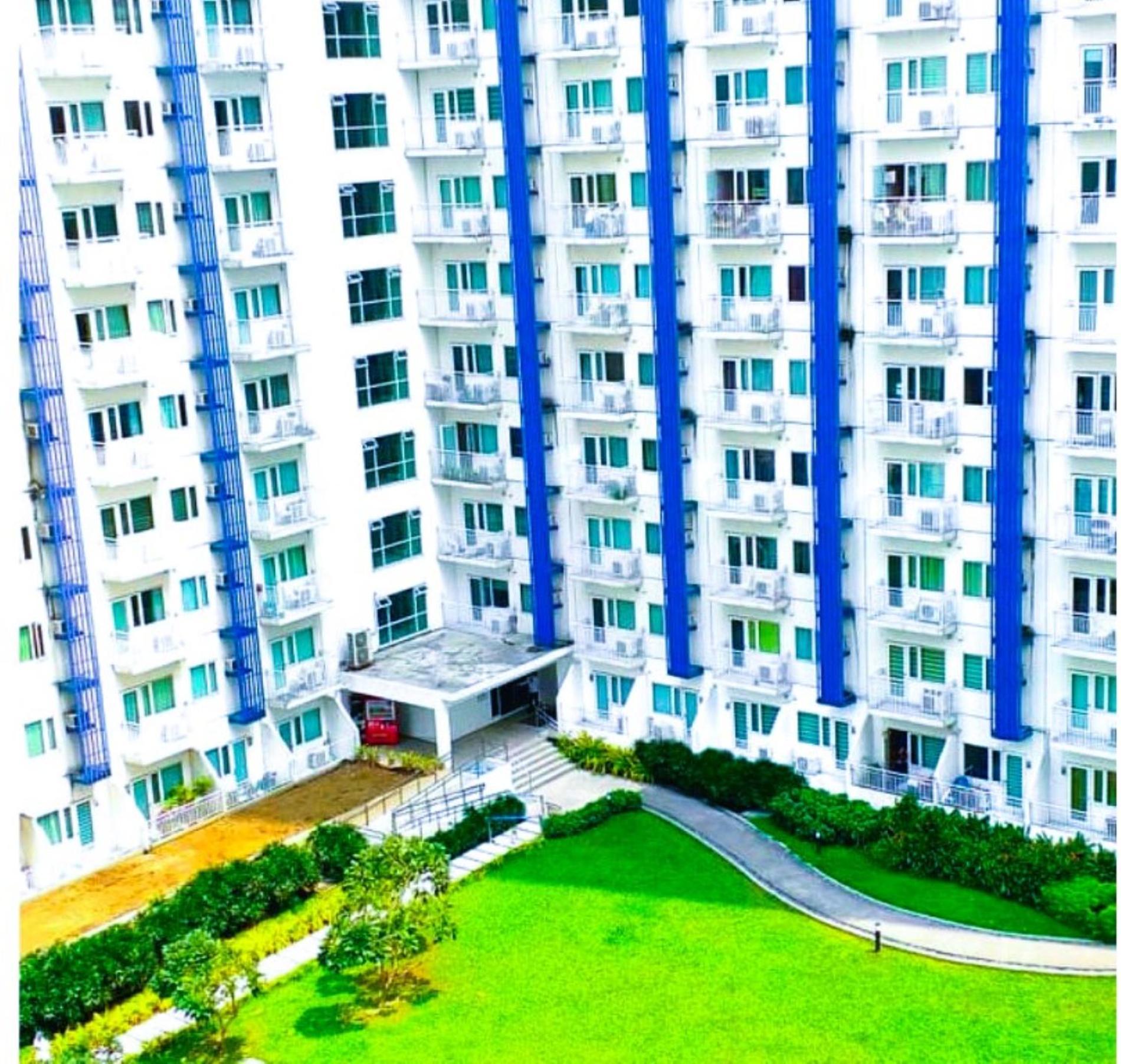 Grass Residences Rendezvous Sm North Edsa Qc Manila Kültér fotó
