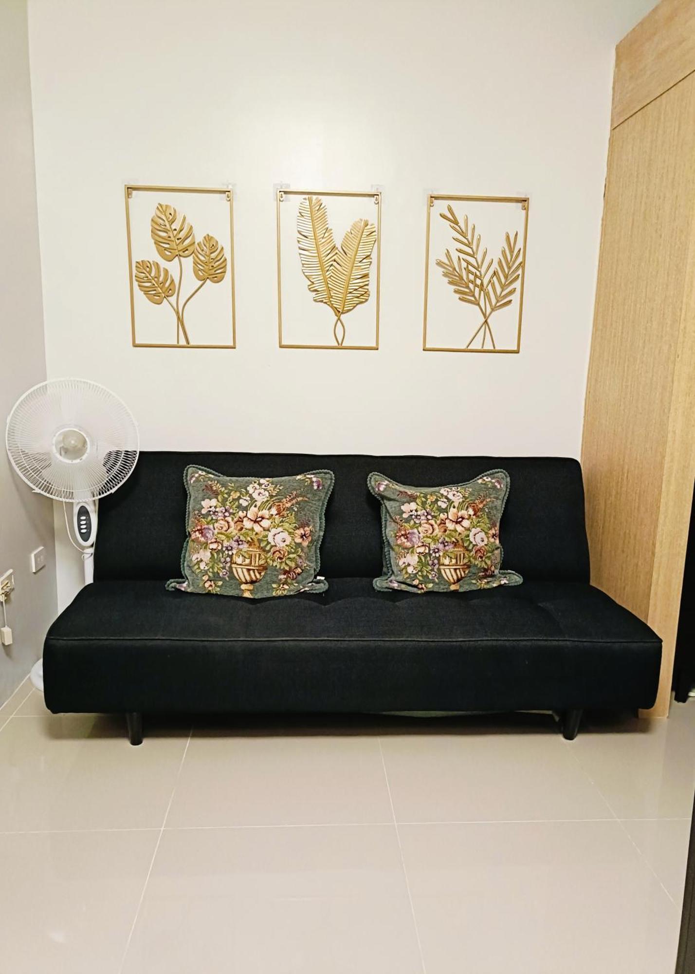 Grass Residences Rendezvous Sm North Edsa Qc Manila Kültér fotó